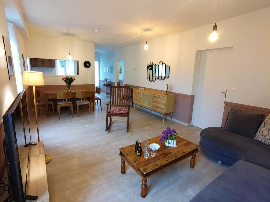 Grand Appartement Avec Jardin 布里特努 外观 照片